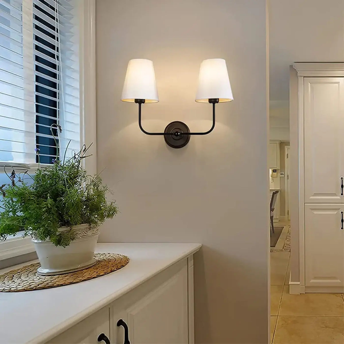 Applique Murale Double Abat-jour Blanc – Dovane