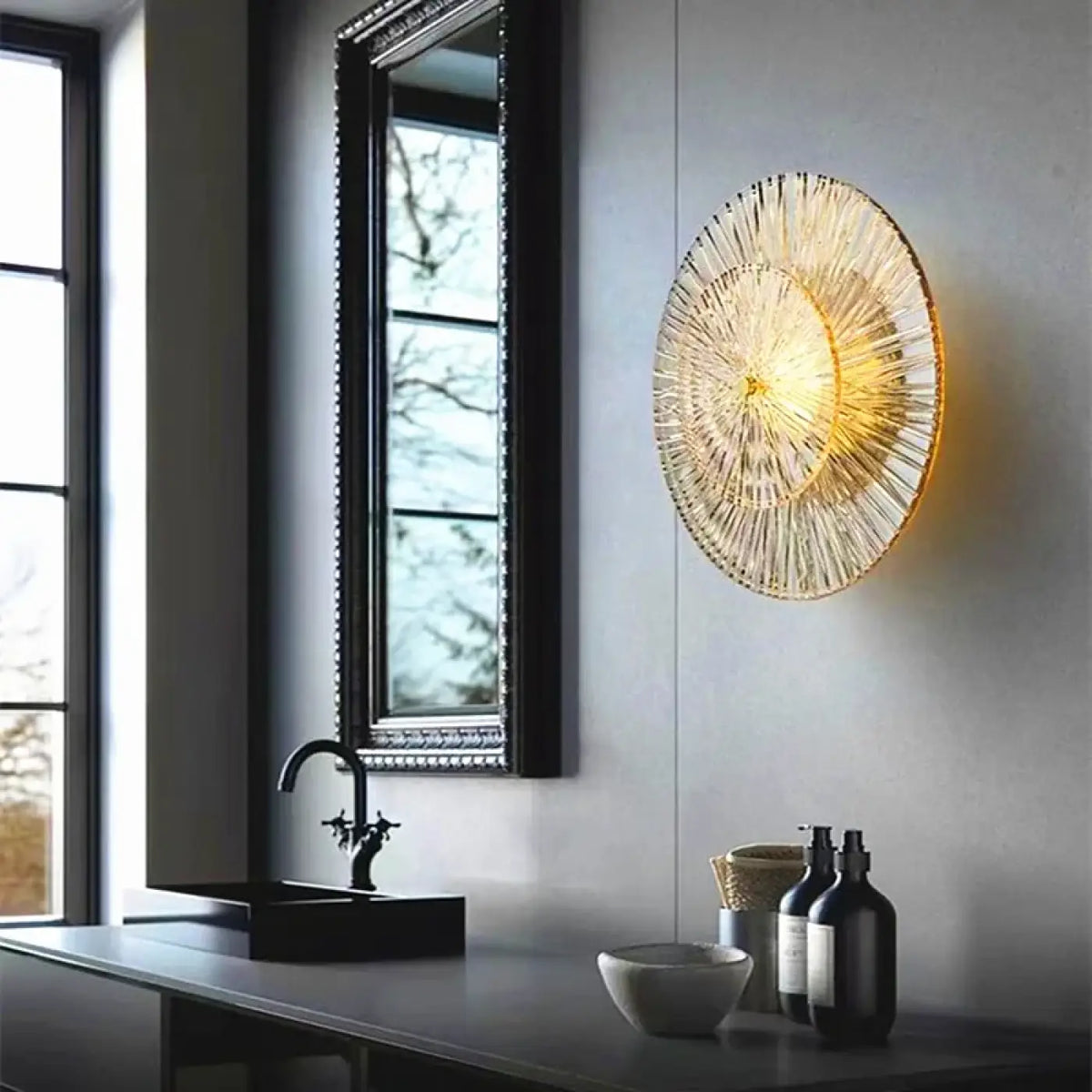 Applique Murale Ronde Dorée en Verre – Fesio