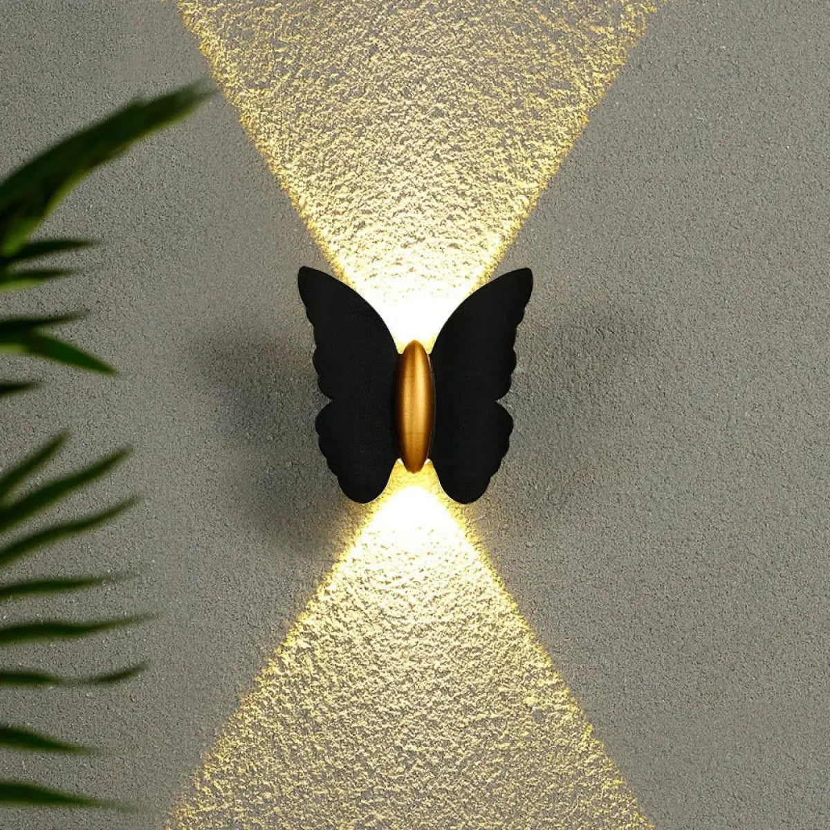 Applique Extérieure en Forme de Papillon – Zanelle