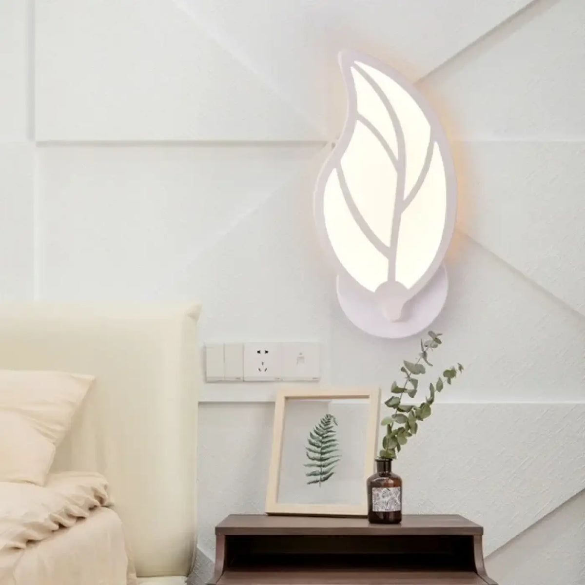 Applique Murale LED Feuille Blanche – Tama