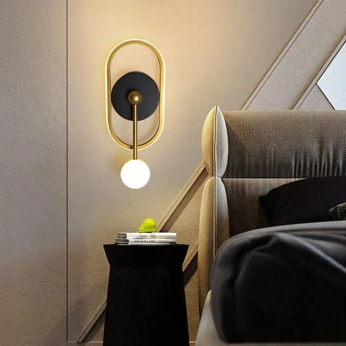 Applique Murale Globe à Halo Lumineux – Lison