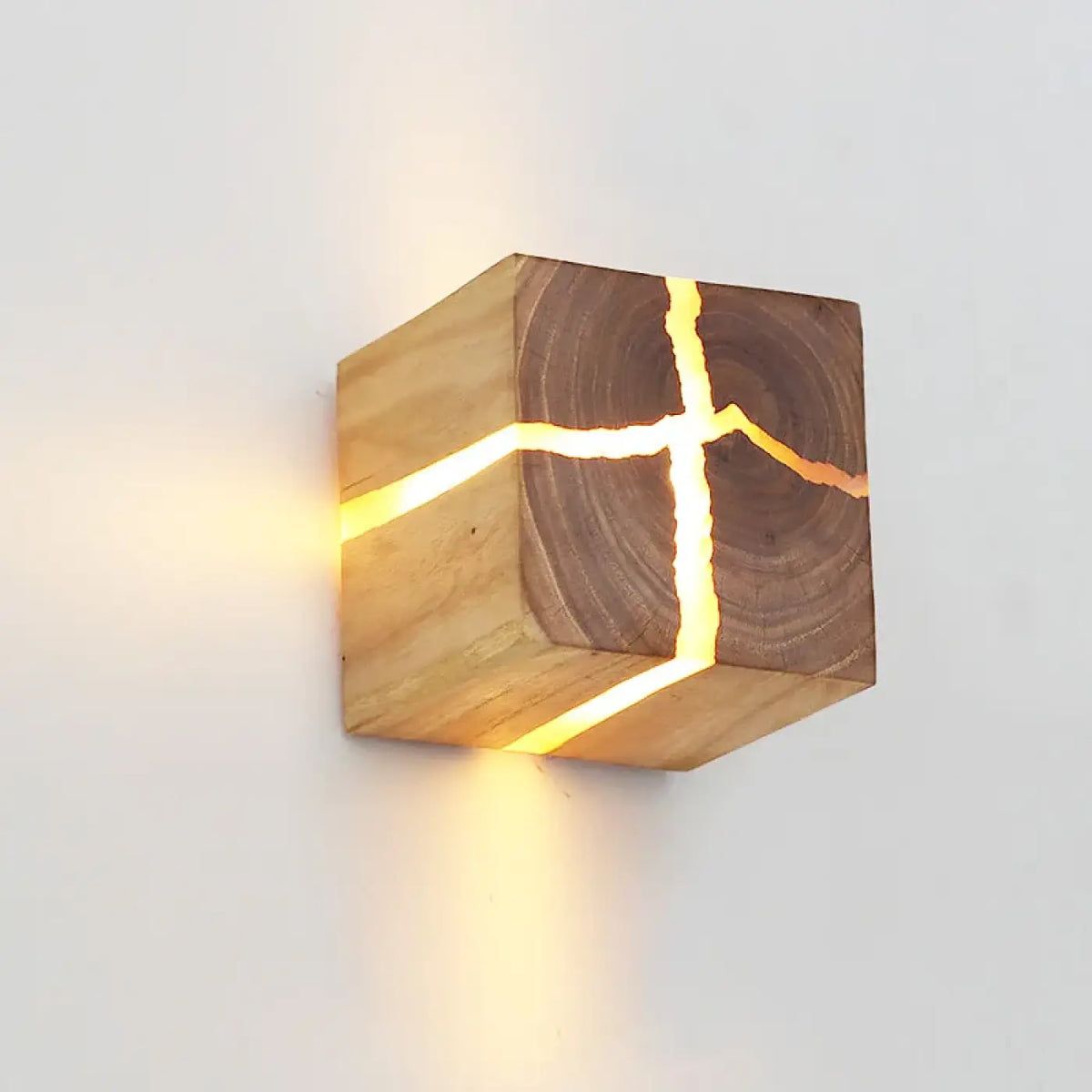 Applique Murale LED en Bois Fissuré – Jévane