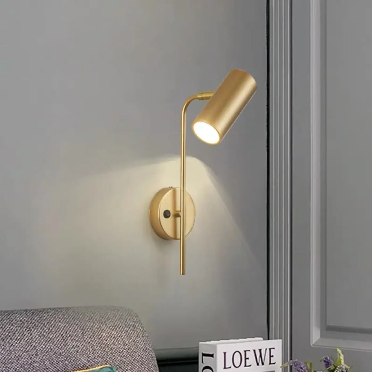 Applique Murale LED Pivotante en Laiton – Zilis