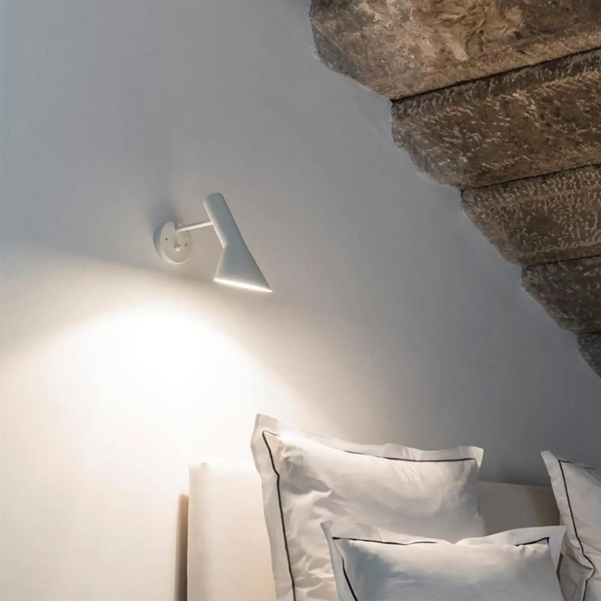 Applique Murale Moderne Noire ou Blanche – Zoso