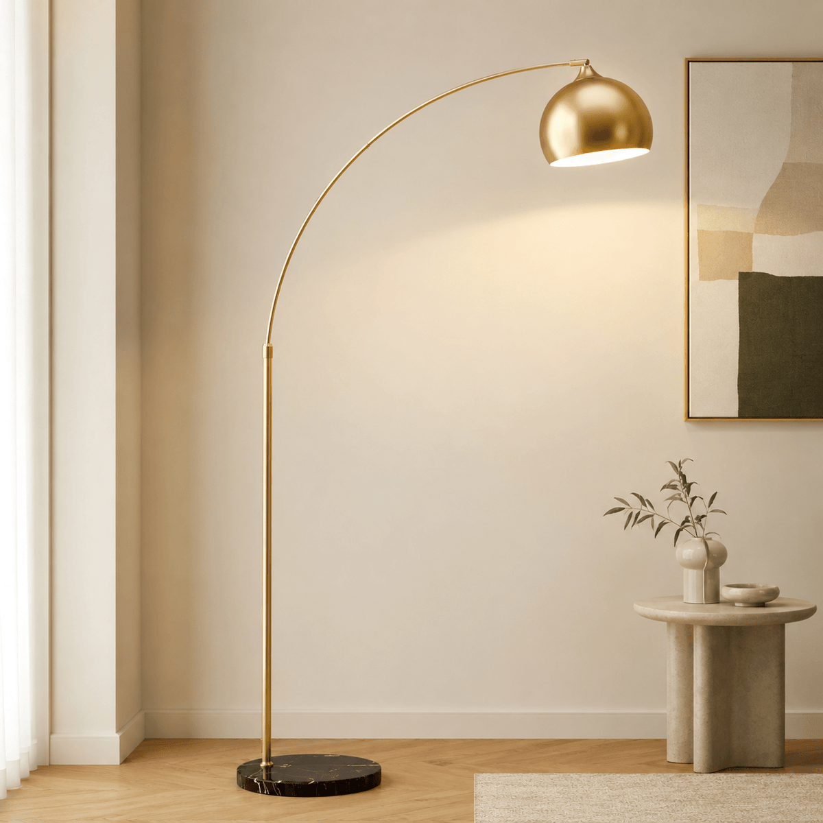 Lampadaire Arc à Dôme Doré – Astre