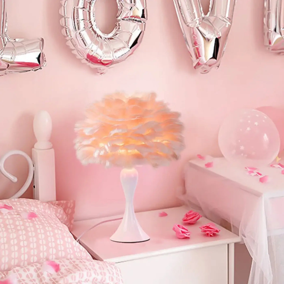 Lampe de Chevet en Plumes – Beline