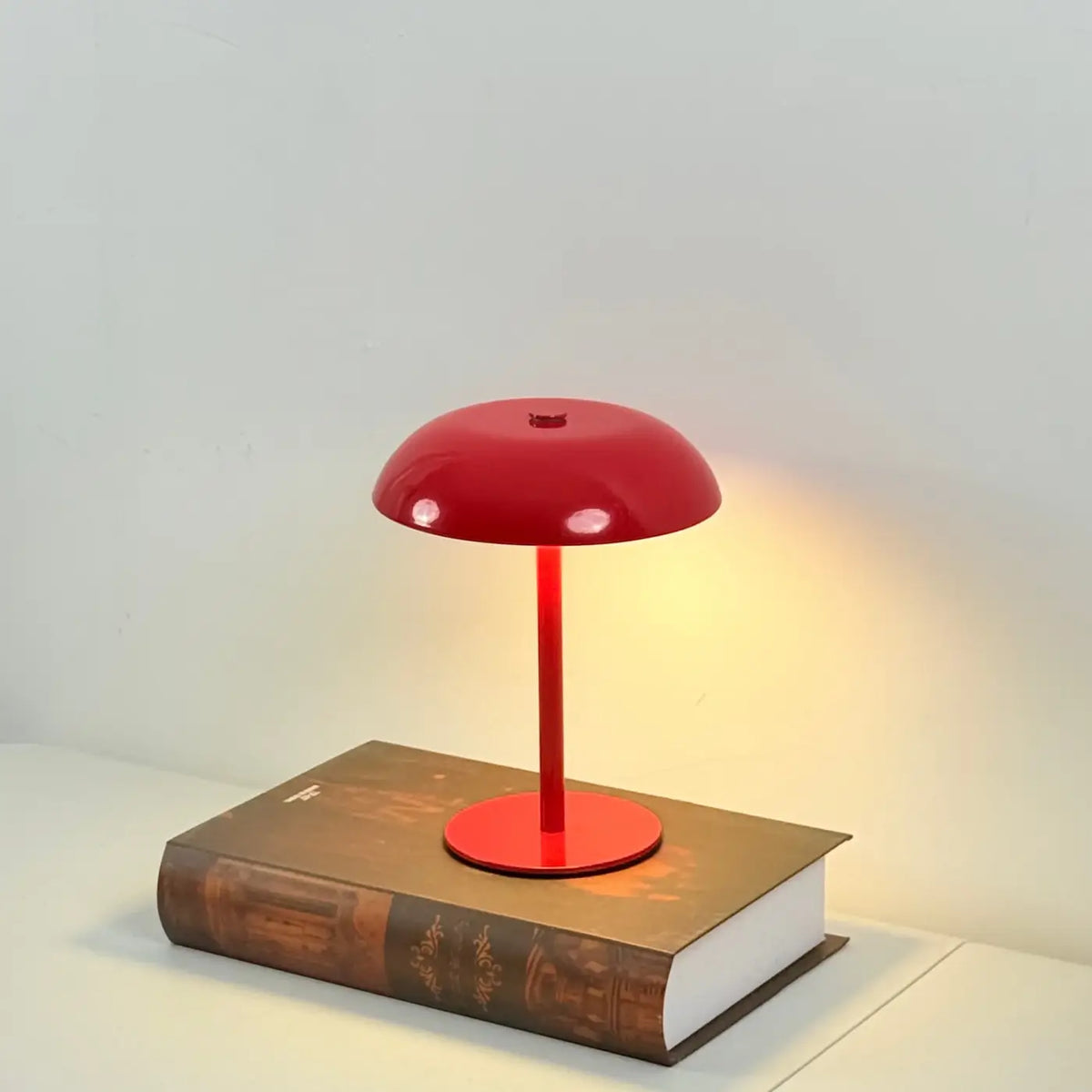 Lampe à Poser Dôme Minimaliste – Zeria