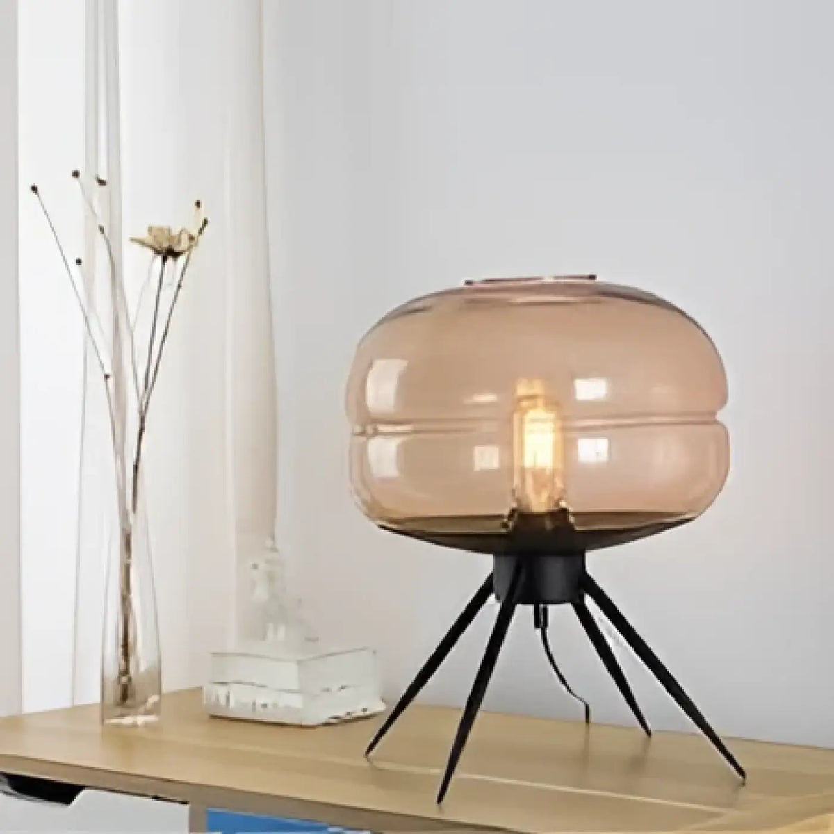 Lampe Trépied en Verre Fumé – Limio