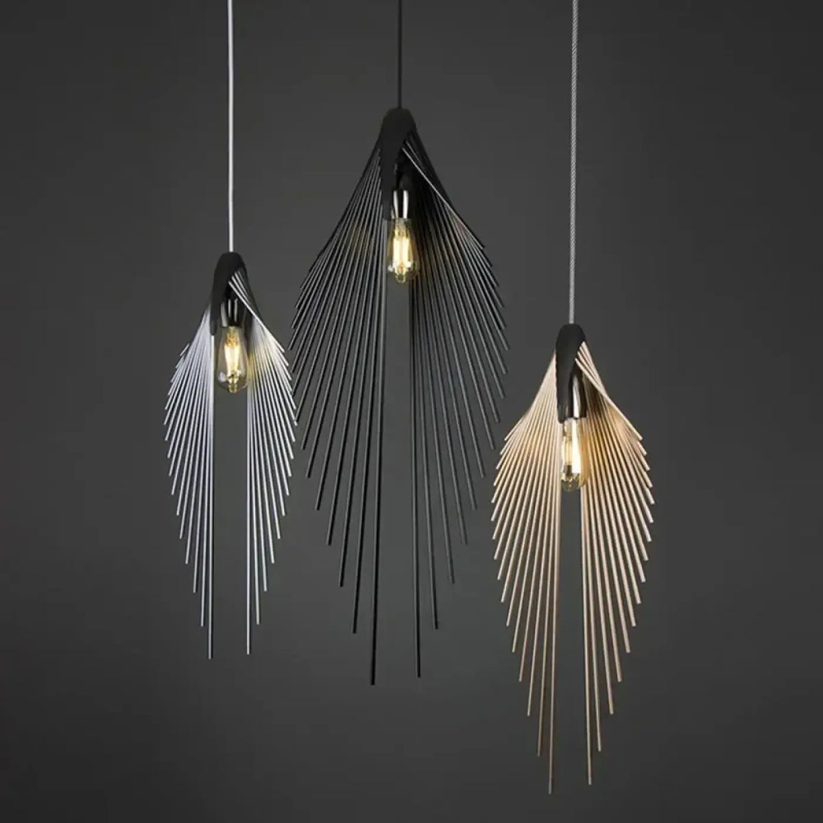 Suspension Design Ailée en Métal – Fovette