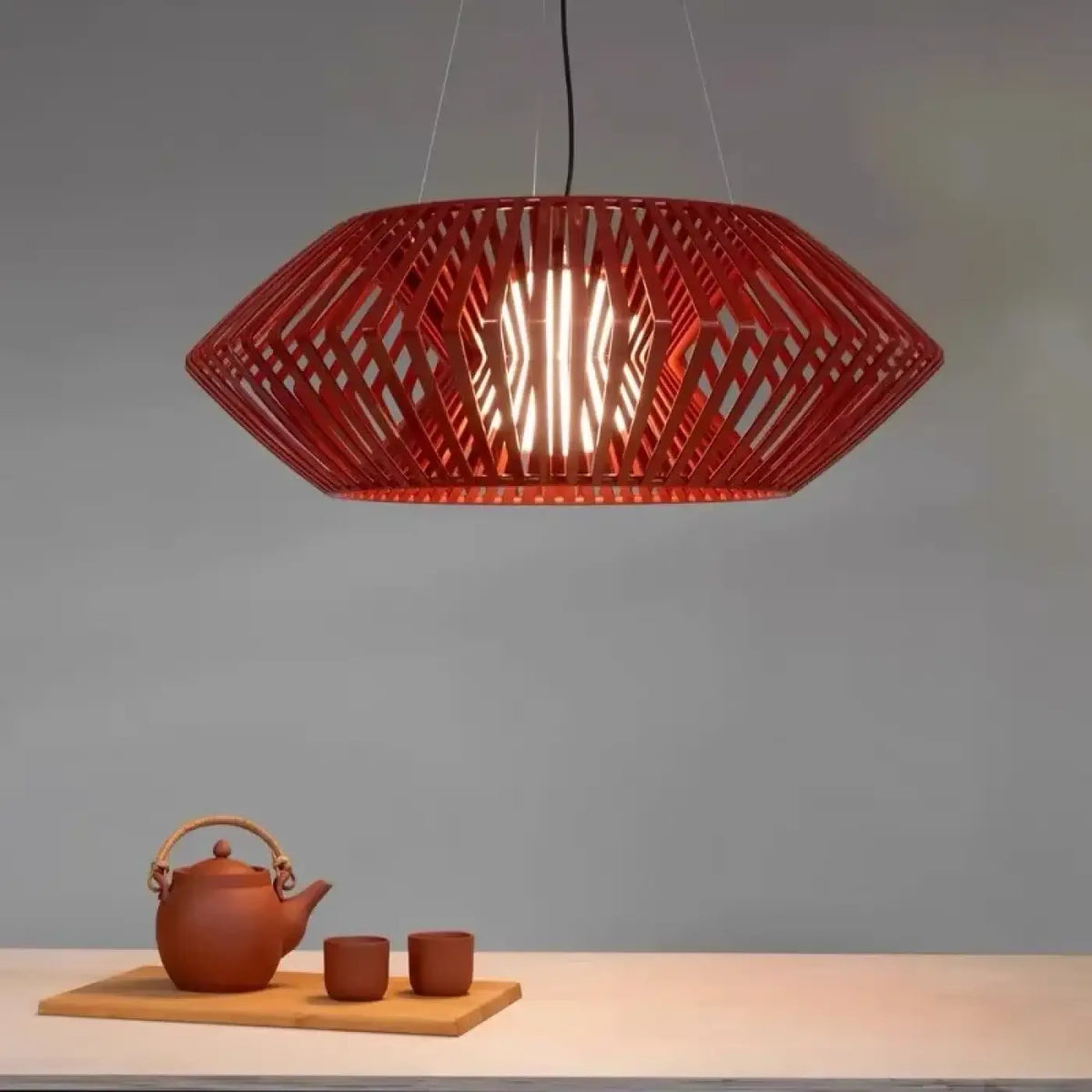 Suspension Ajourée en Bois – Ridia