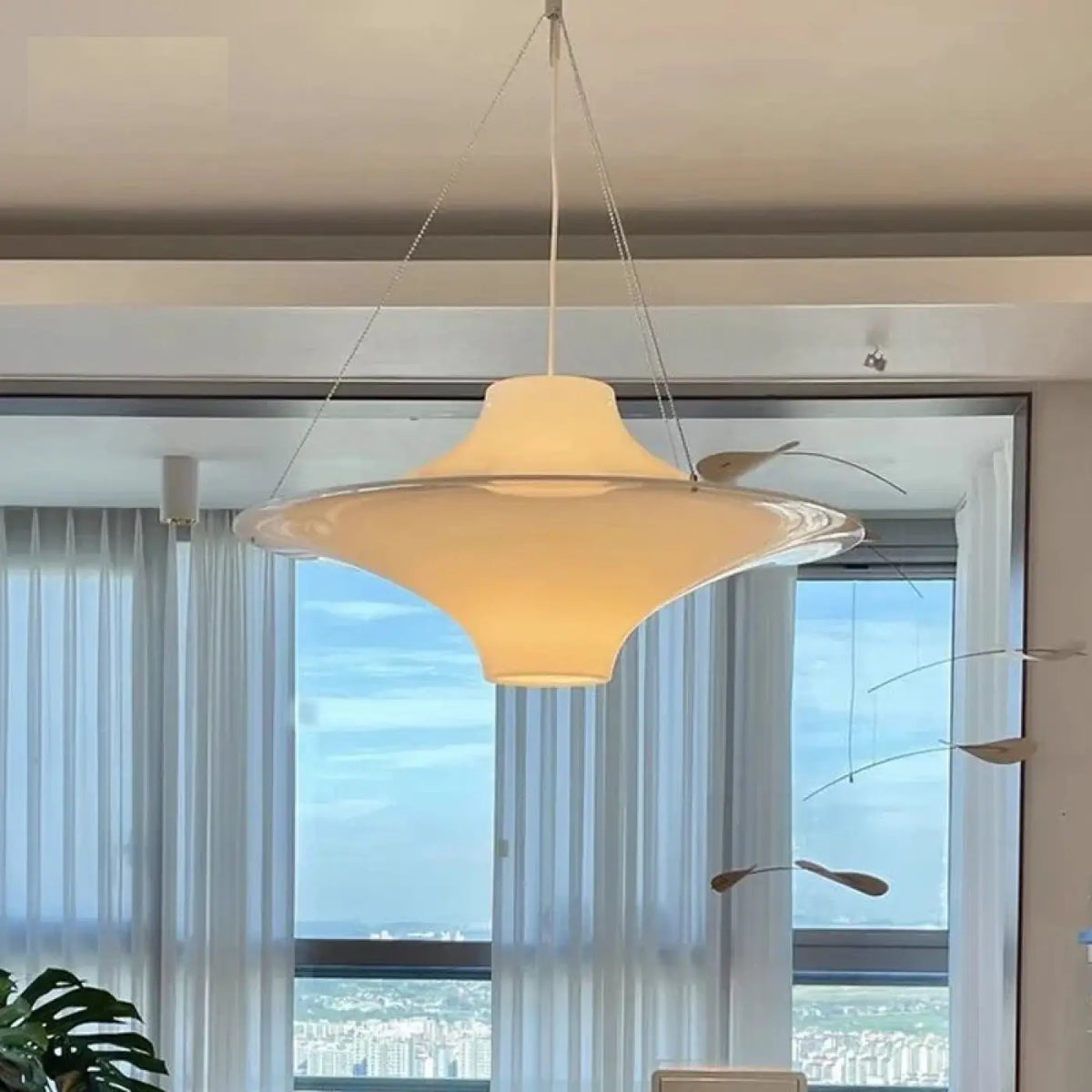 Suspension LED Ovni en Acrylique Blanc – Diso