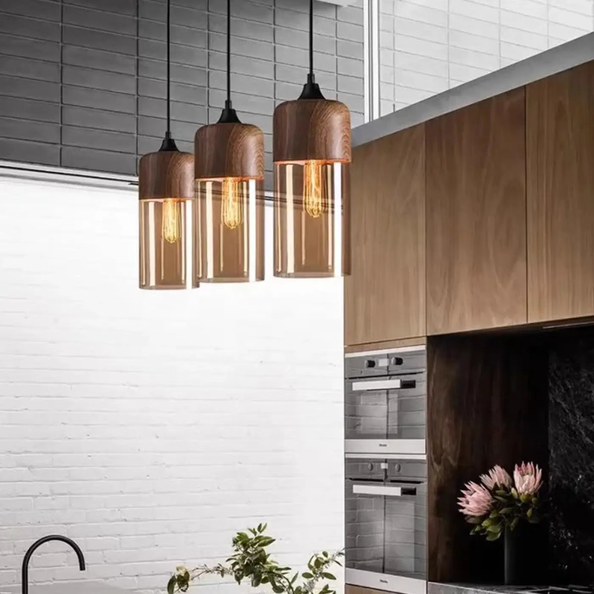 Suspension en Bois Foncé, Verre et Aluminium – Tremel