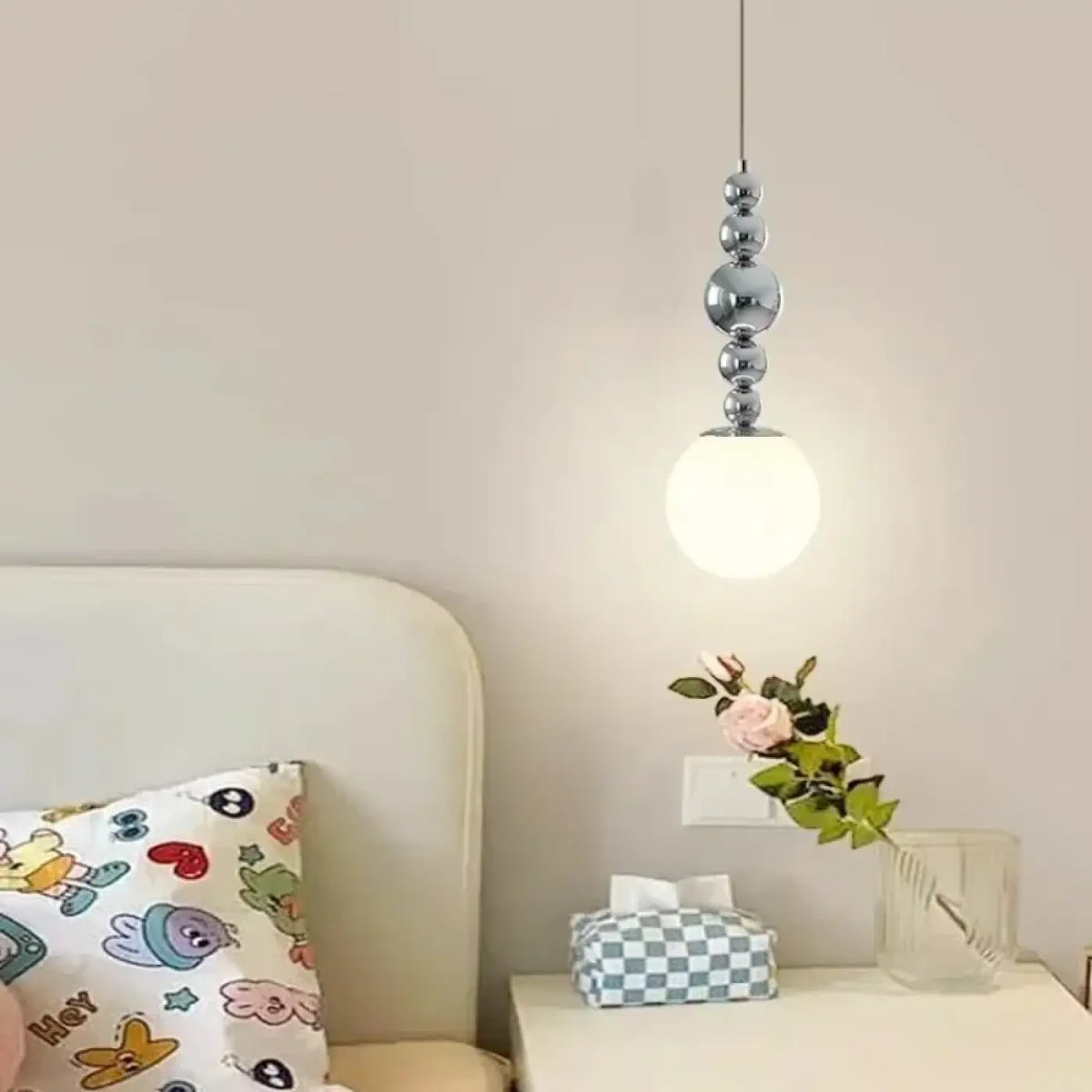 Suspension en Métal Chromé et Verre Opalin – Flevo
