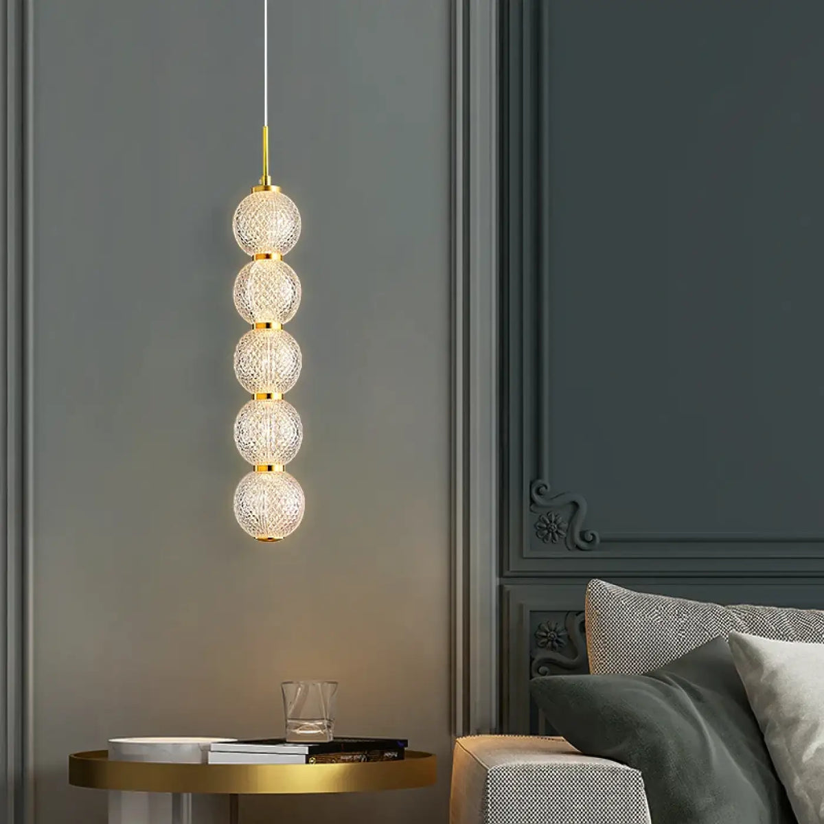 Suspension Moderne à Boules de Verre – Benelle