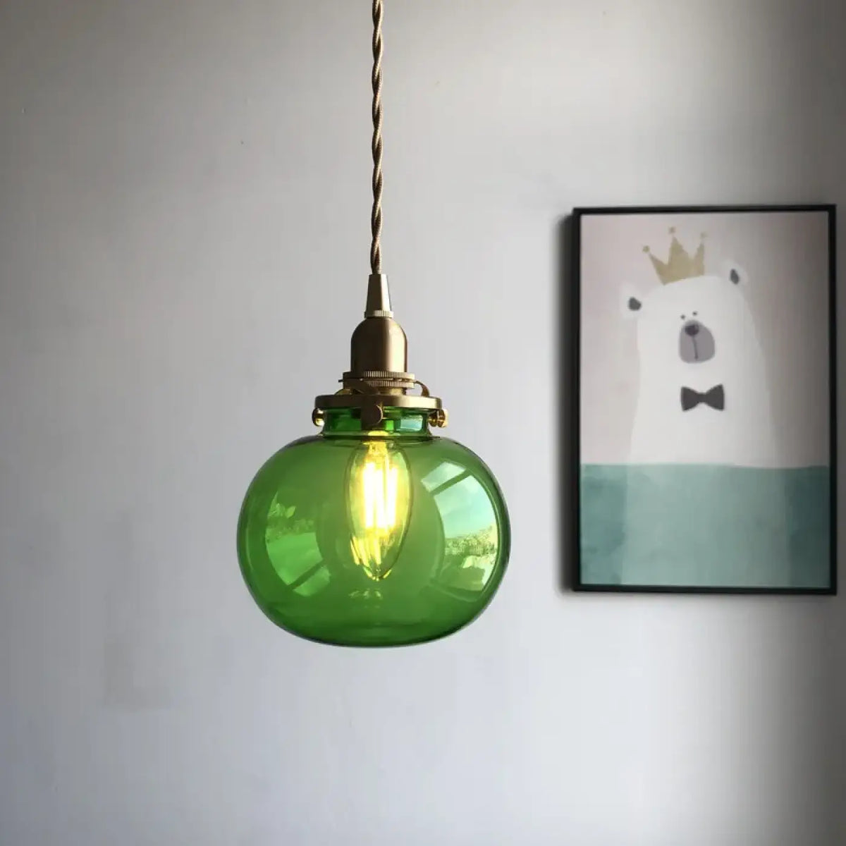 Suspension en Verre à Base Dorée – Kadelle