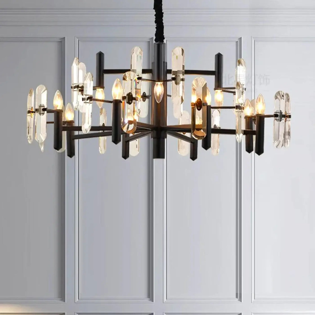 Suspension Noir et Doré Design – Lisio