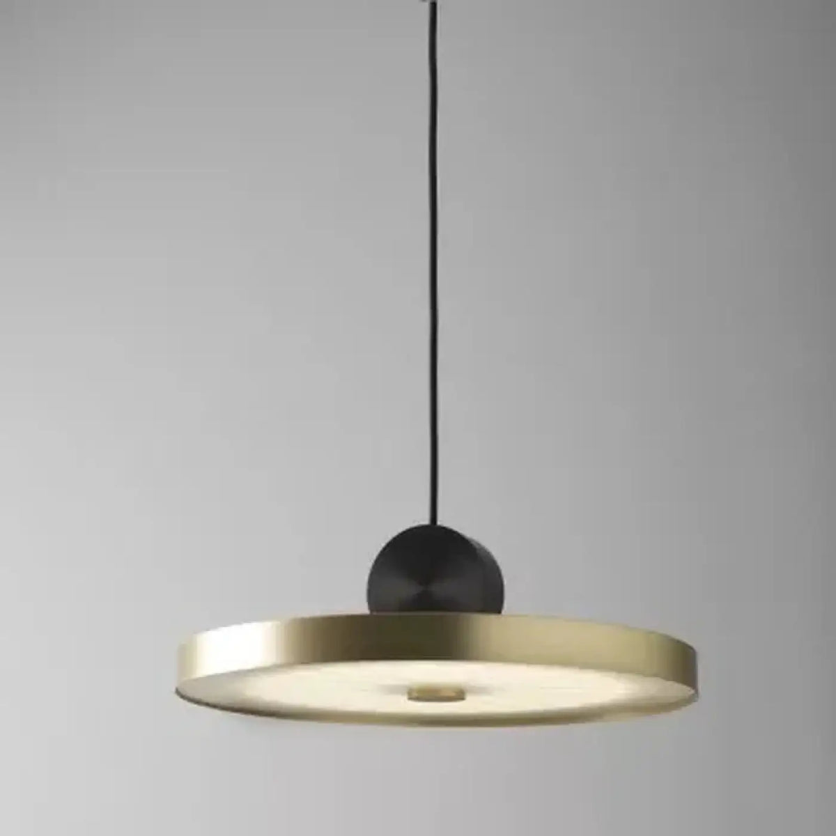 Suspension Ronde Noire et Dorée – Ronette