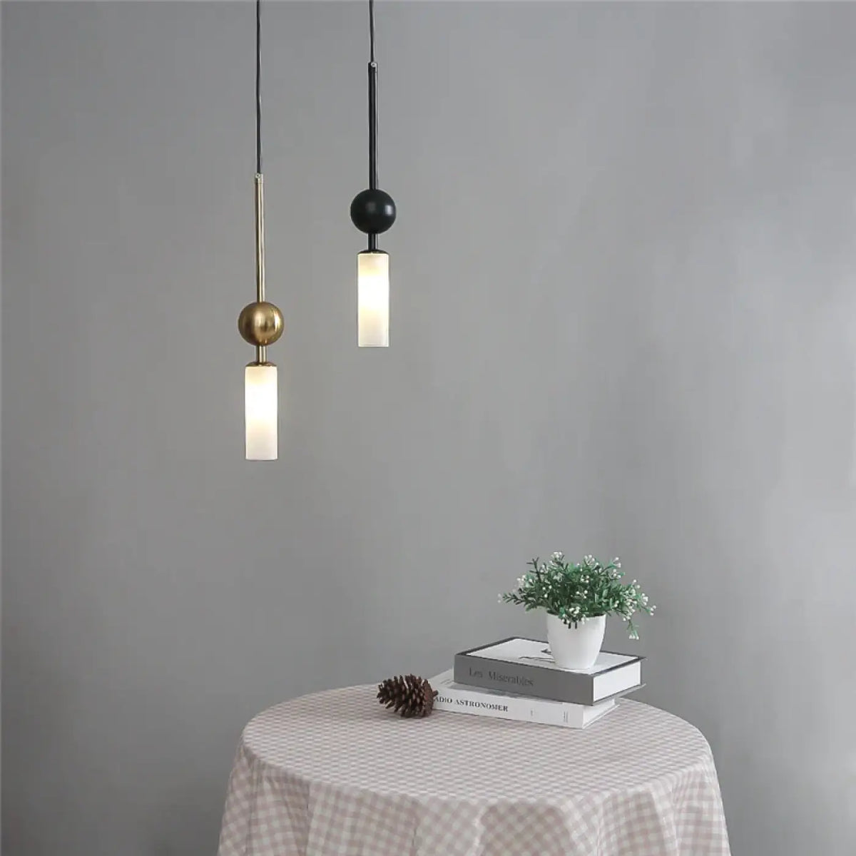 Suspension Tube en Verre et Métal – Zarine