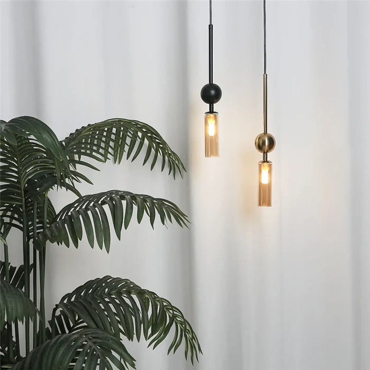 Suspension Tube en Verre et Métal – Zarine