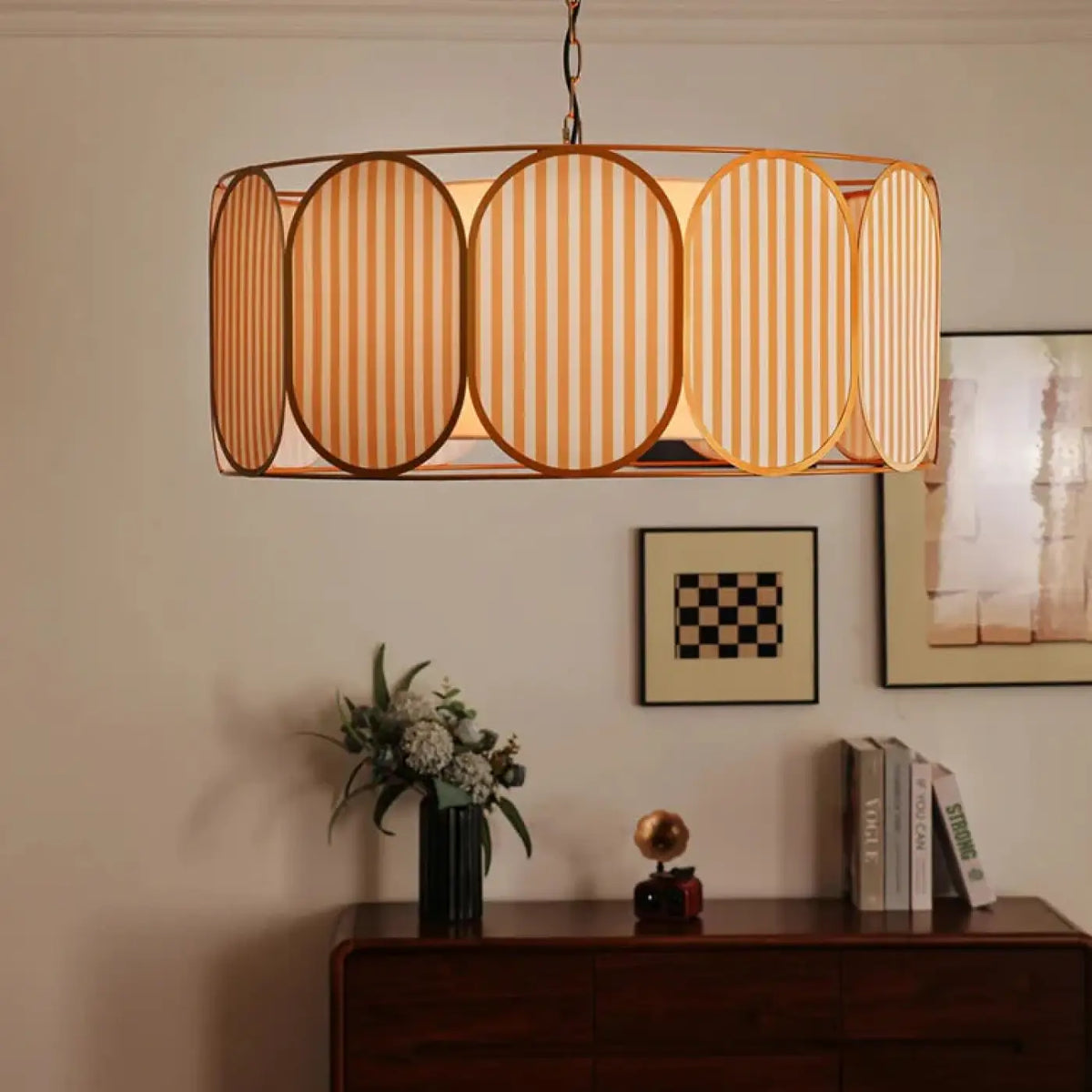 Suspension Art Déco Striée Beige et Or – Dalan
