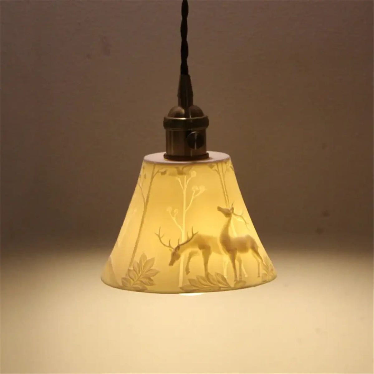Suspension Vintage Abat-jour Motif Cerf – Graman