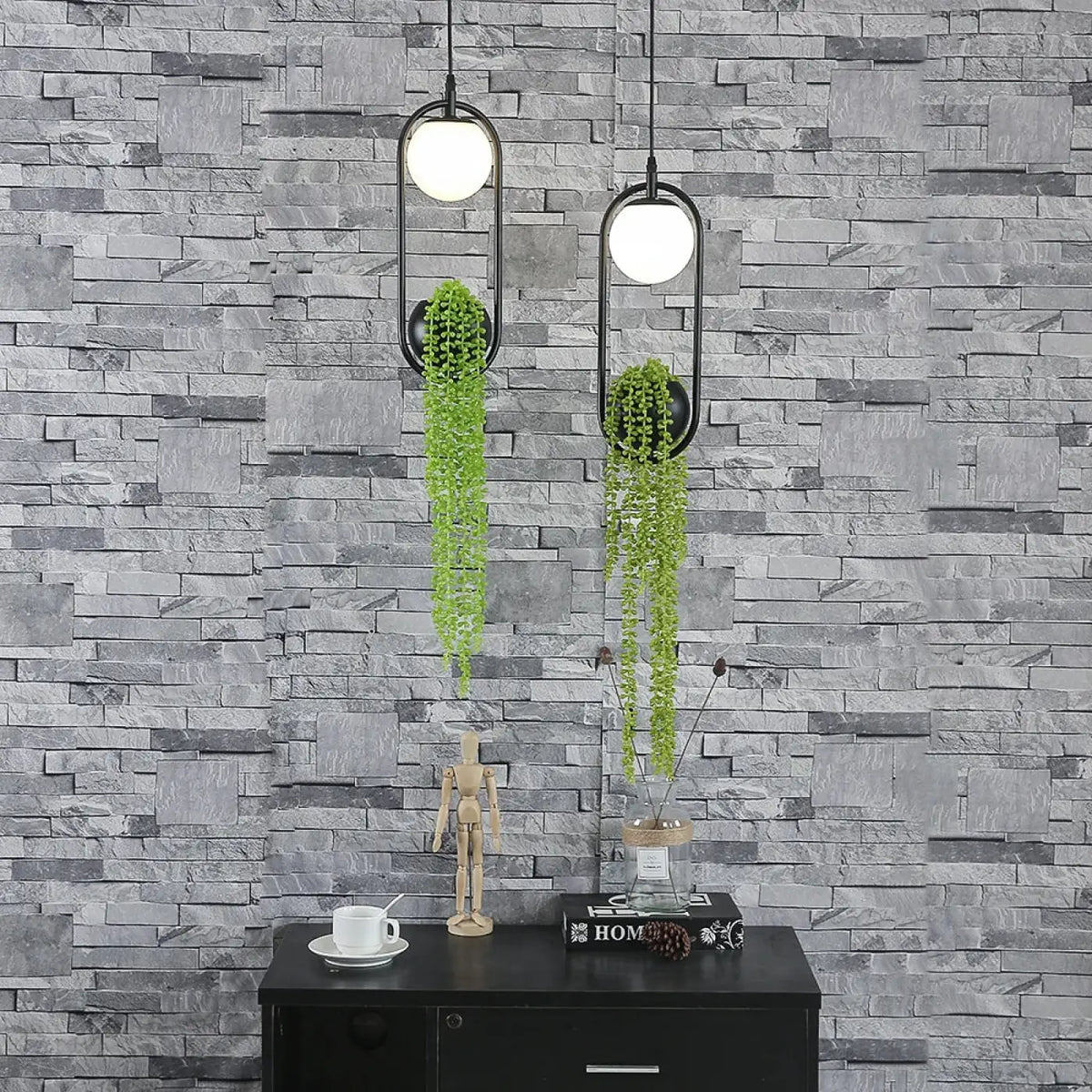 Suspension Anneau Noir et Plante Artificielle – Fisel