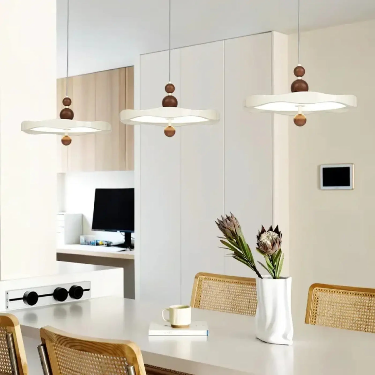 Suspension Ondulée en Bois et Métal – Davia