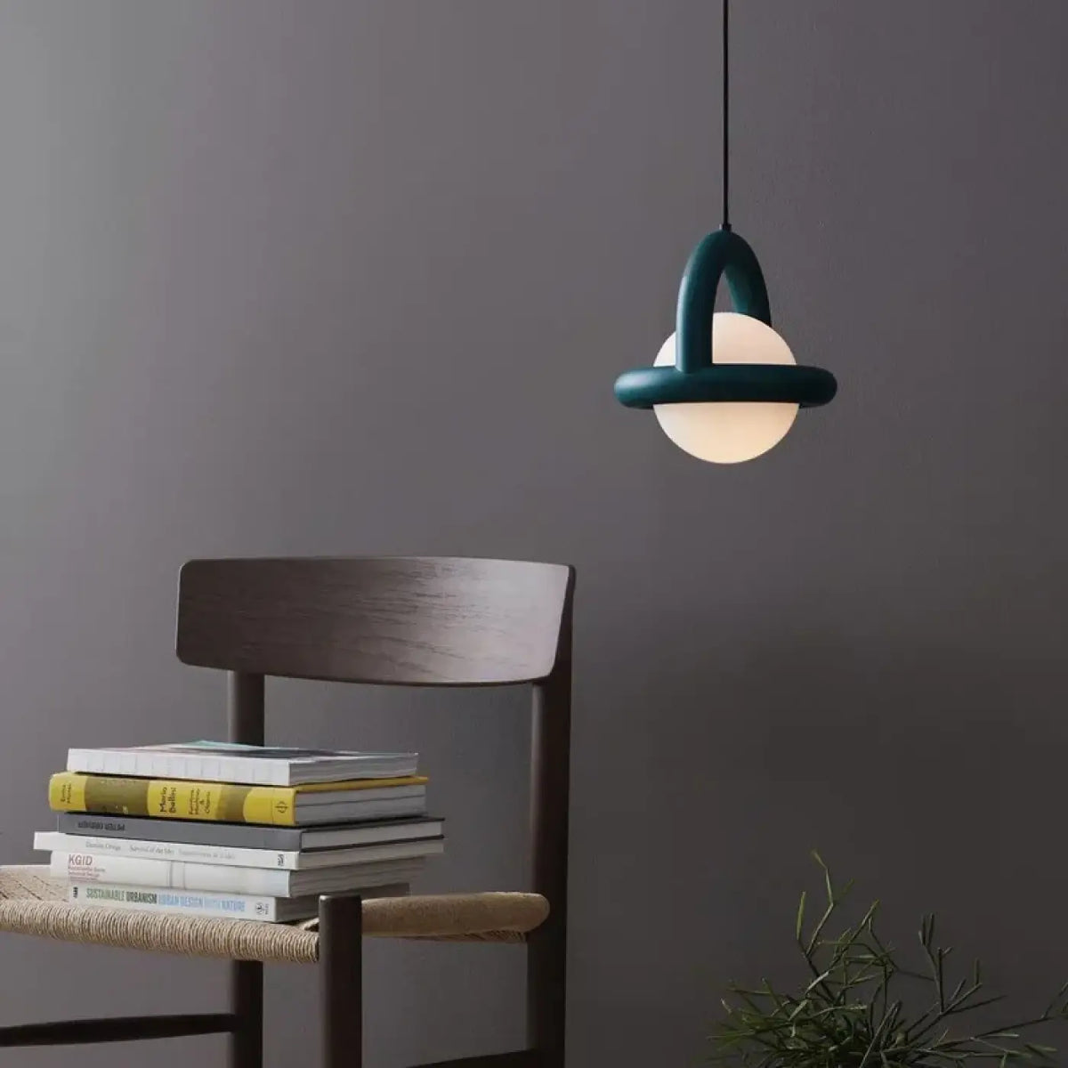 Suspension Globe LED et Anneau Coloré – Tévis