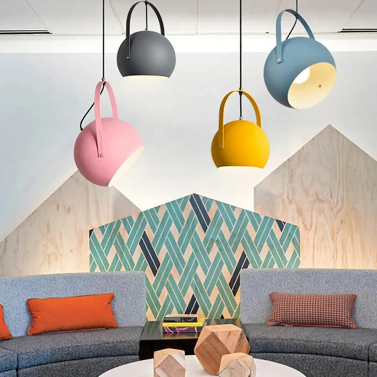 Suspension Industrielle en Métal Coloré – Todelle