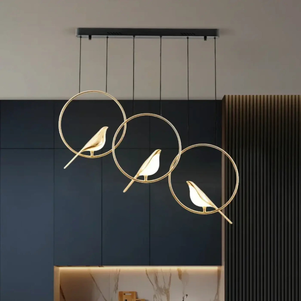Suspension Cercle Doré aux Oiseaux – Fasa