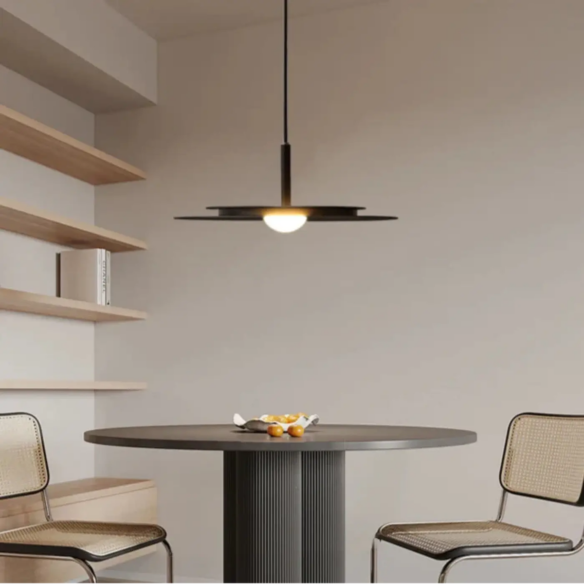 Suspension Plate en Métal Noir et Rouge – Fosio