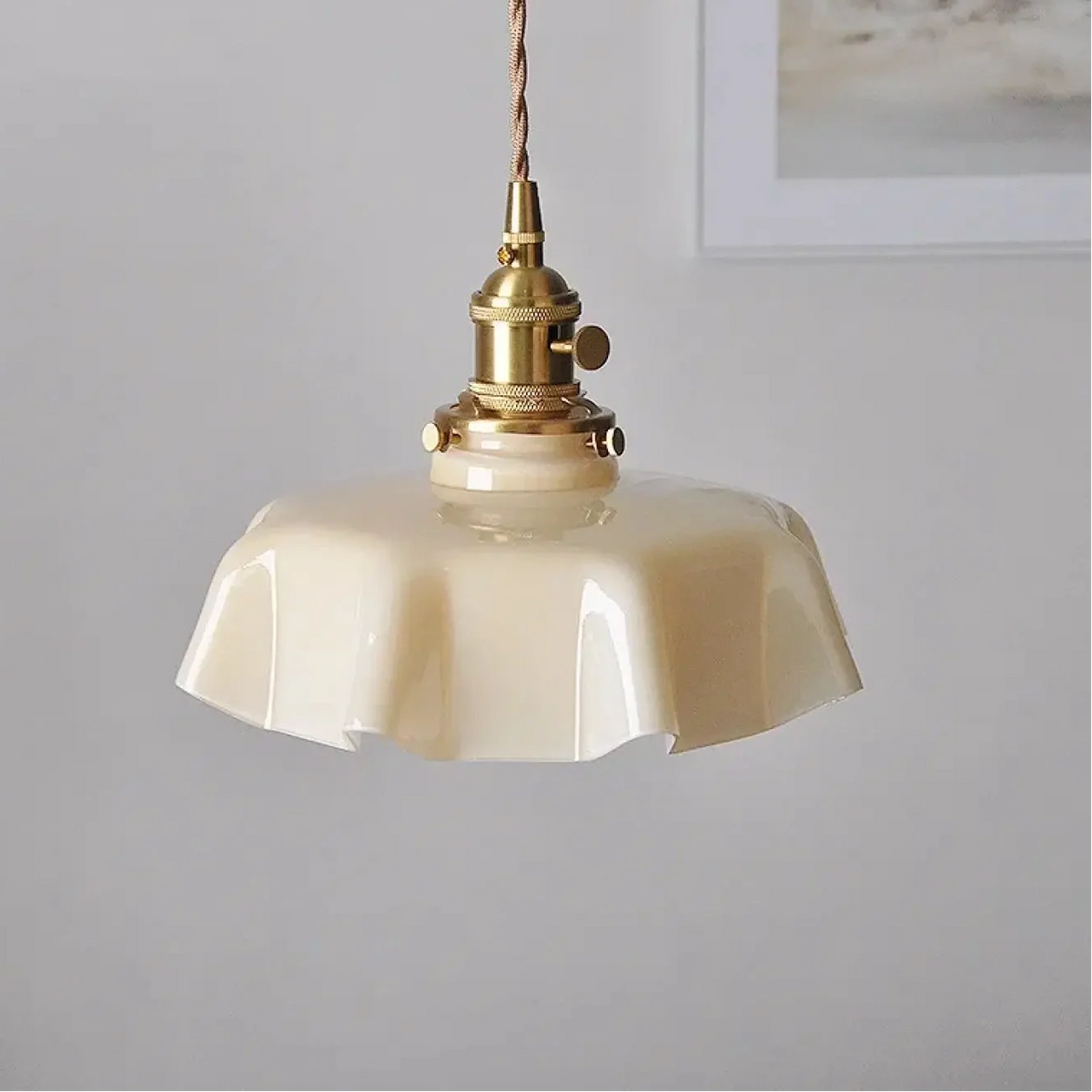 Suspension Rétro en Verre Ondulé et Laiton – Breline