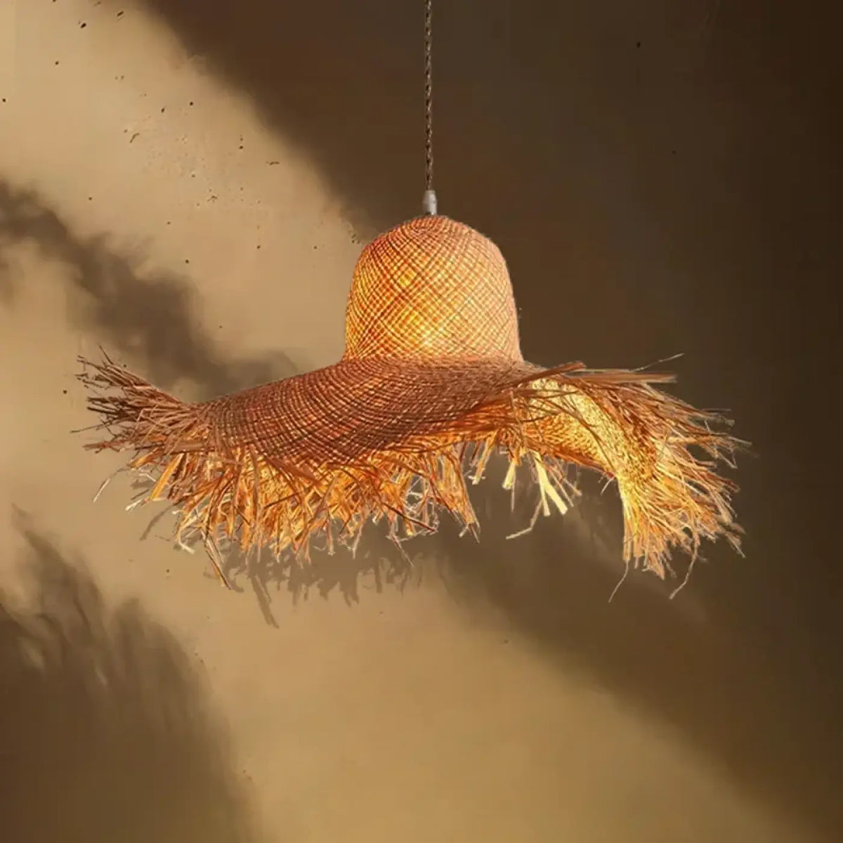 Suspension Rotin Bohème Forme Chapeau – Plosis