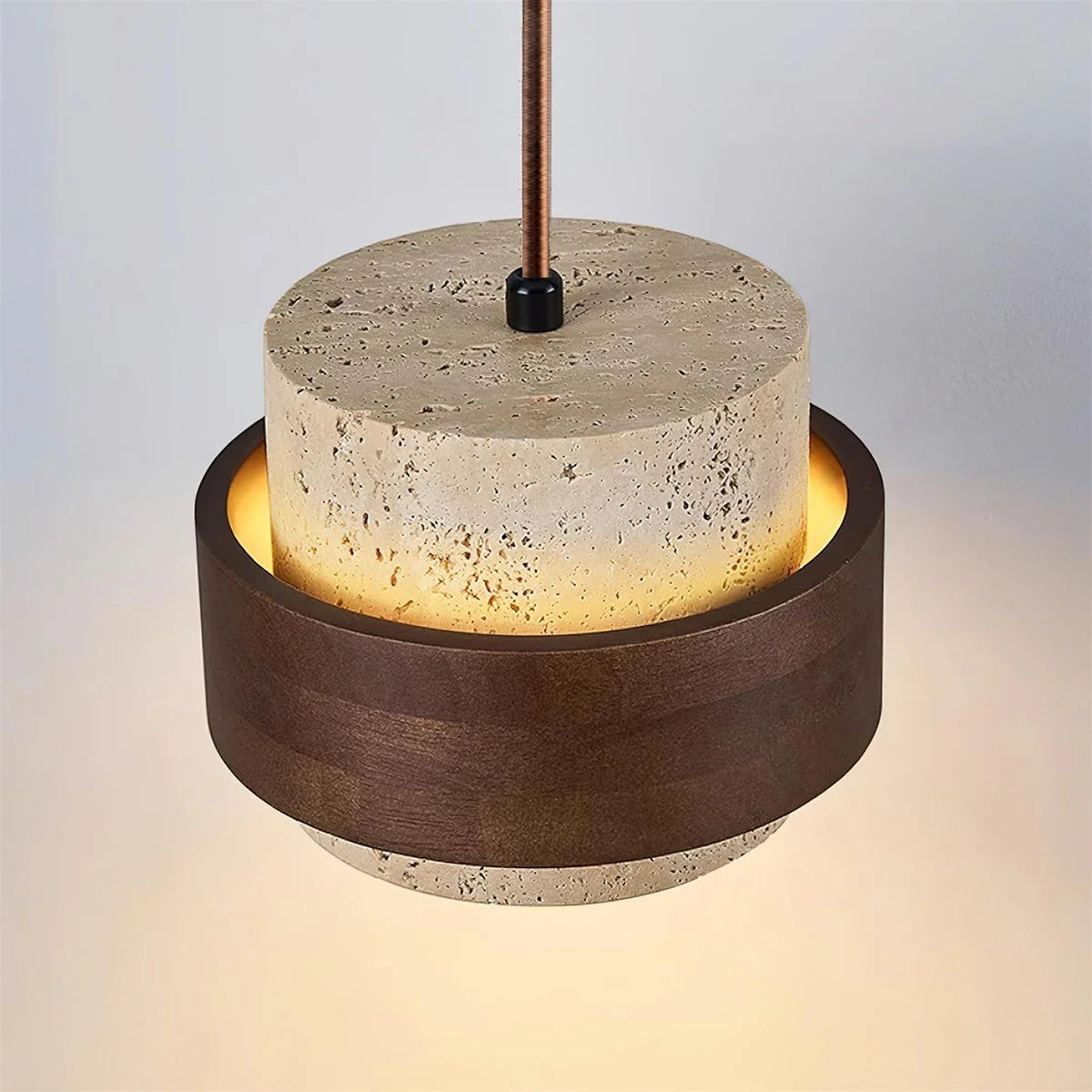 Suspension en Travertin et Bois – Théa