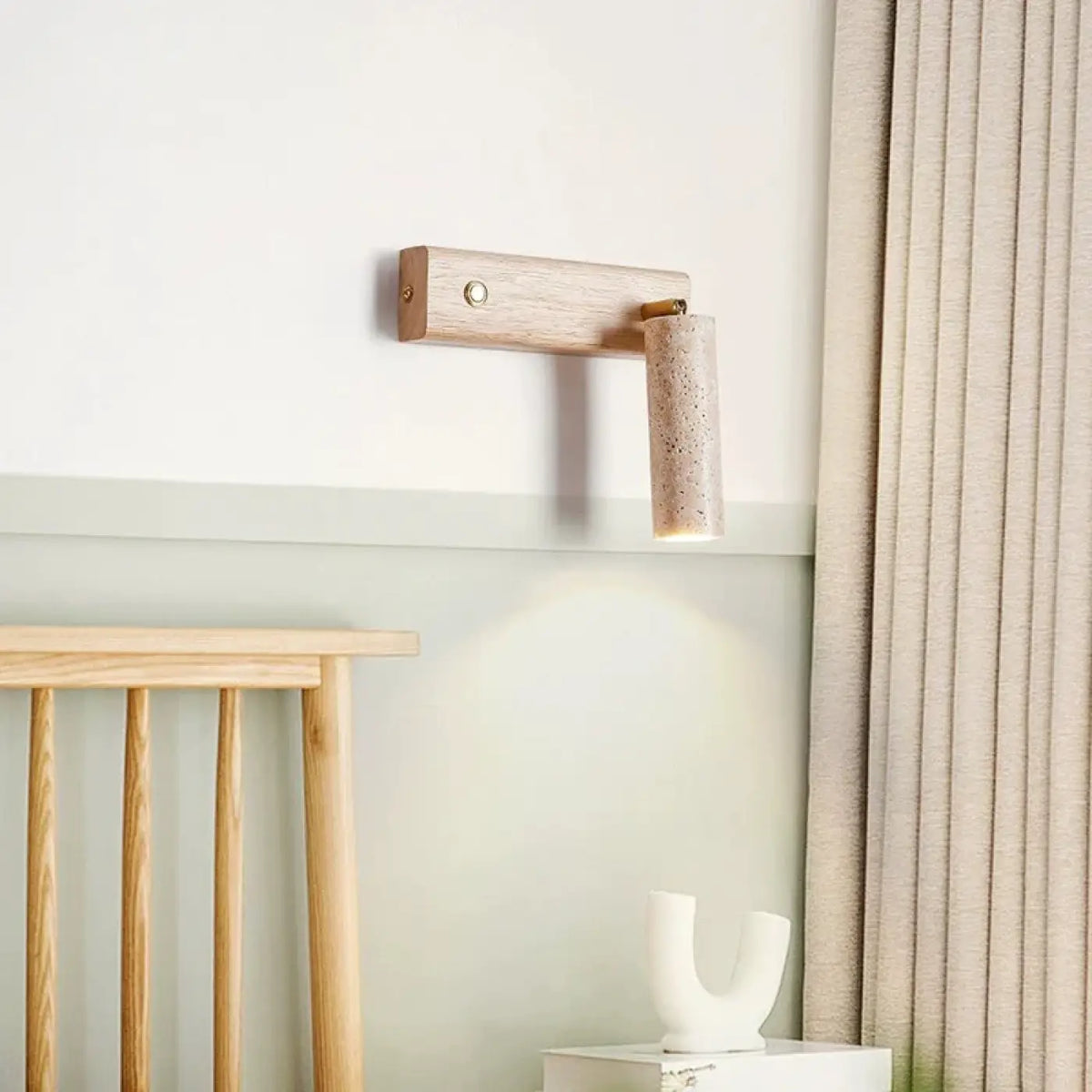 Applique Murale en Bois avec Interrupteur – Zémio