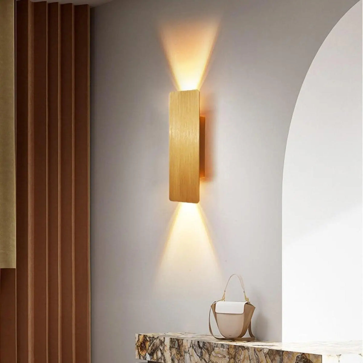 Applique Murale en Aluminium Minimaliste – Mirine