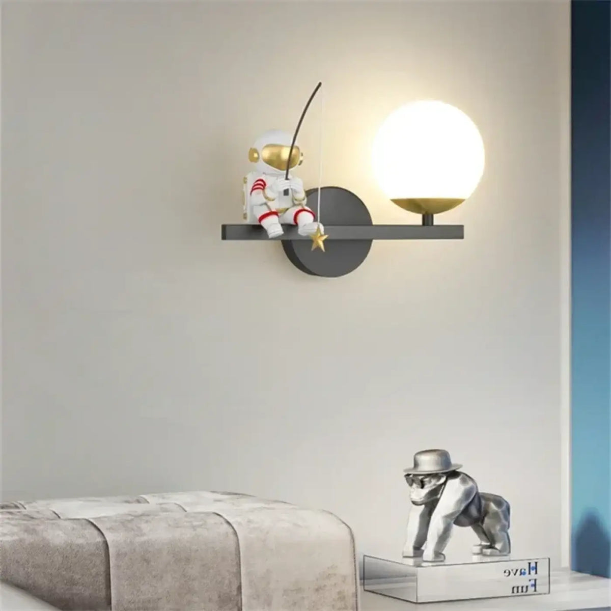 Applique Murale Astronaute Pêcheur – Dénel