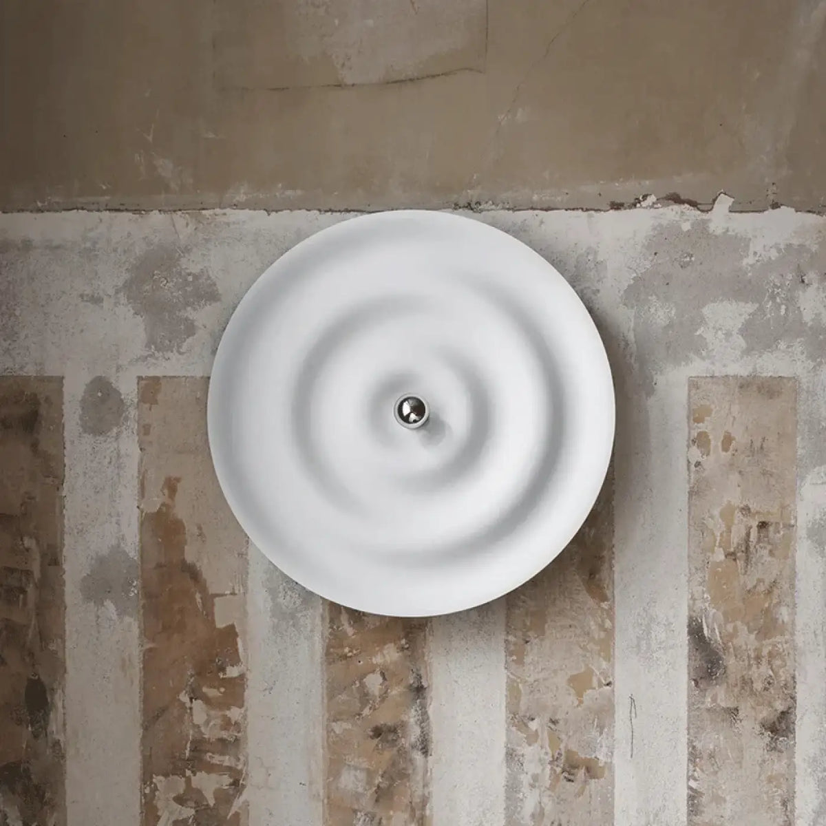 Applique Murale Blanche Ondulée – Visine
