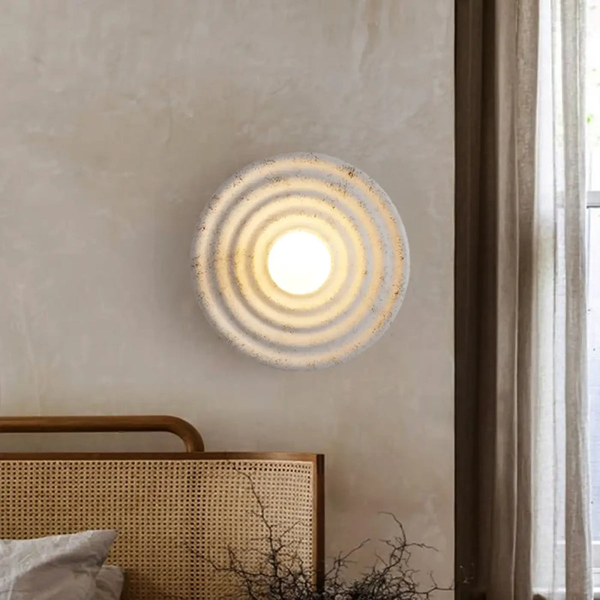 Applique Murale Blanche Texture Naturelle – Komia