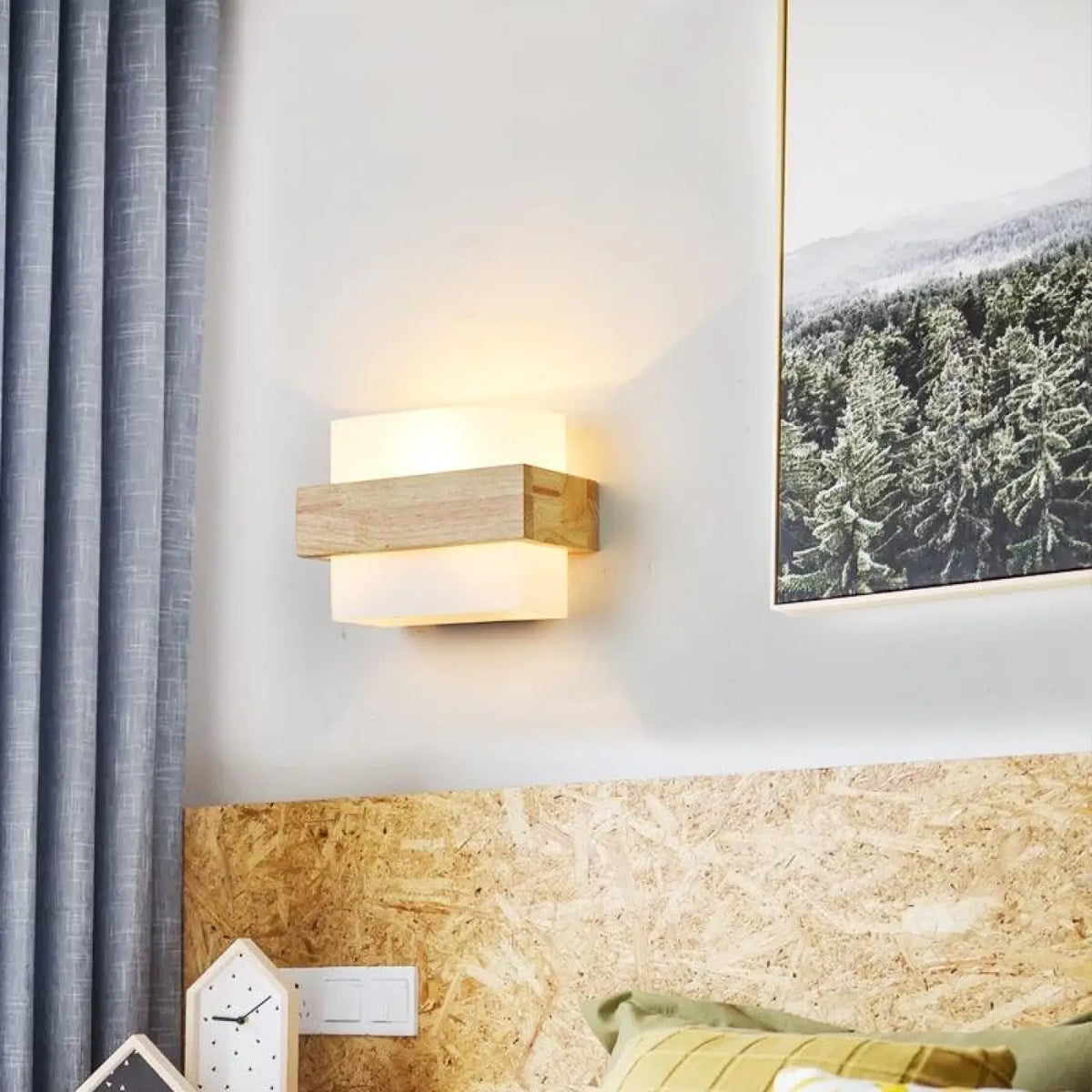 Applique Murale en Bois Clair – Denine
