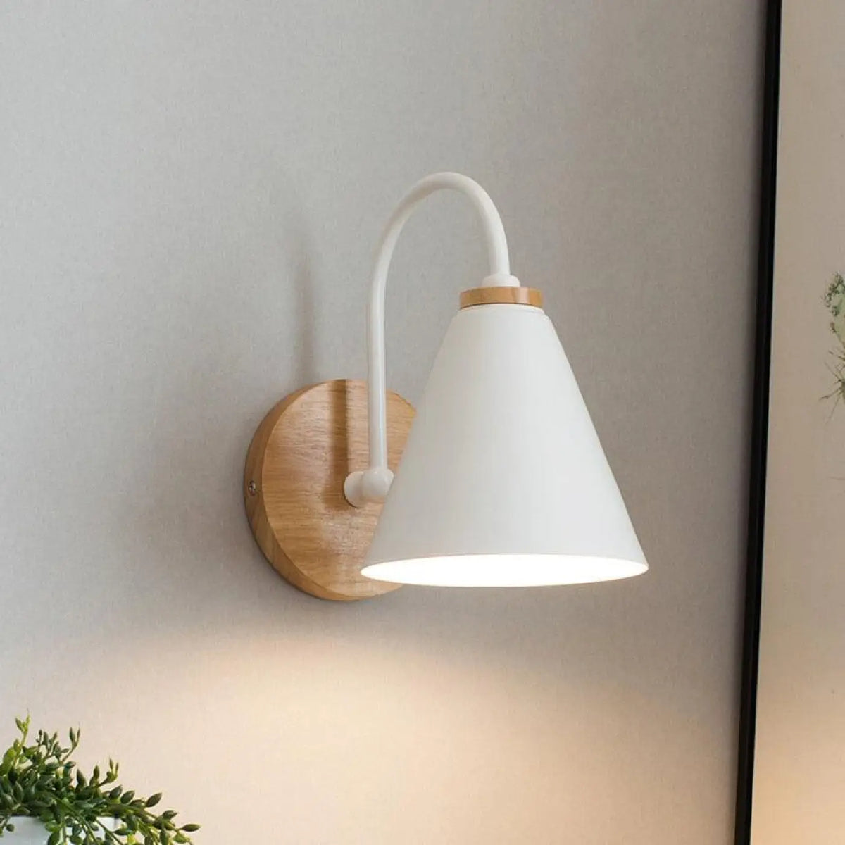 Applique Murale Scandinave en Bois – Rason