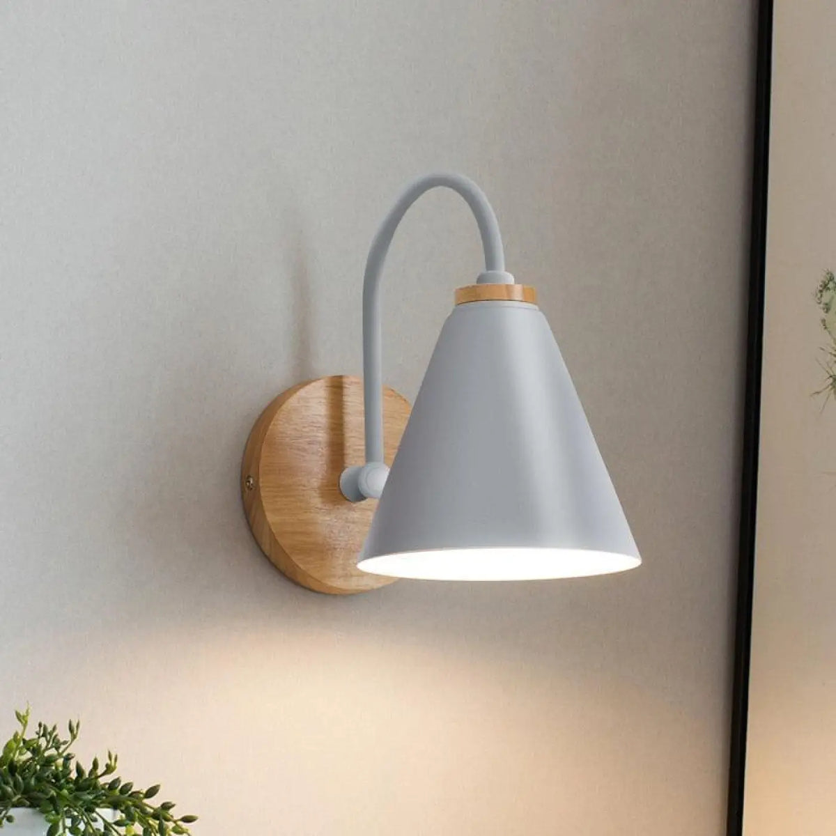 Applique Murale Scandinave en Bois – Rason