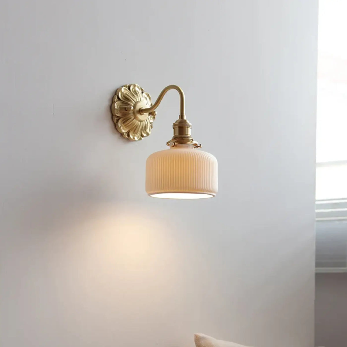 Applique Murale en Céramique Blanche – Losis