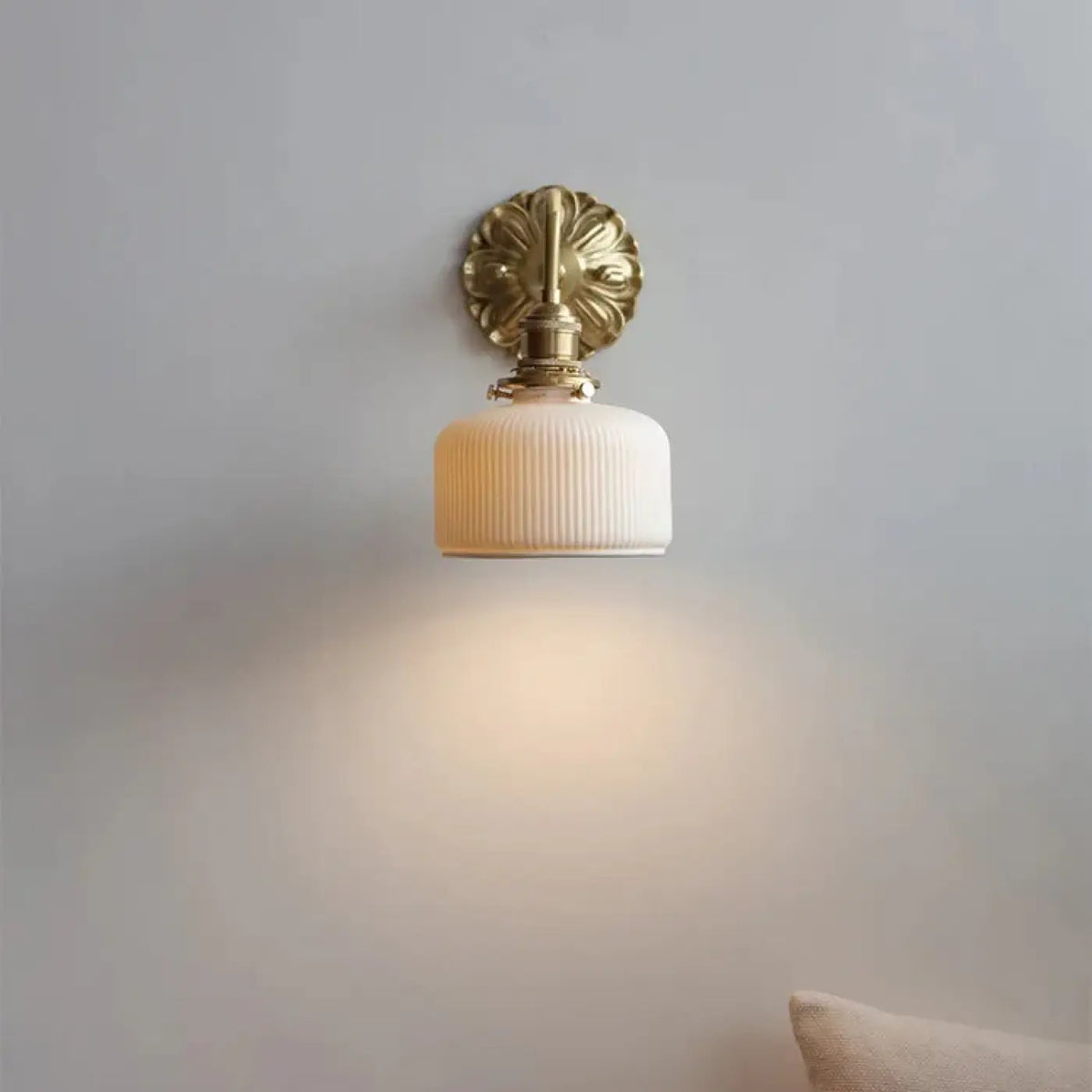 Applique Murale en Céramique Blanche – Losis