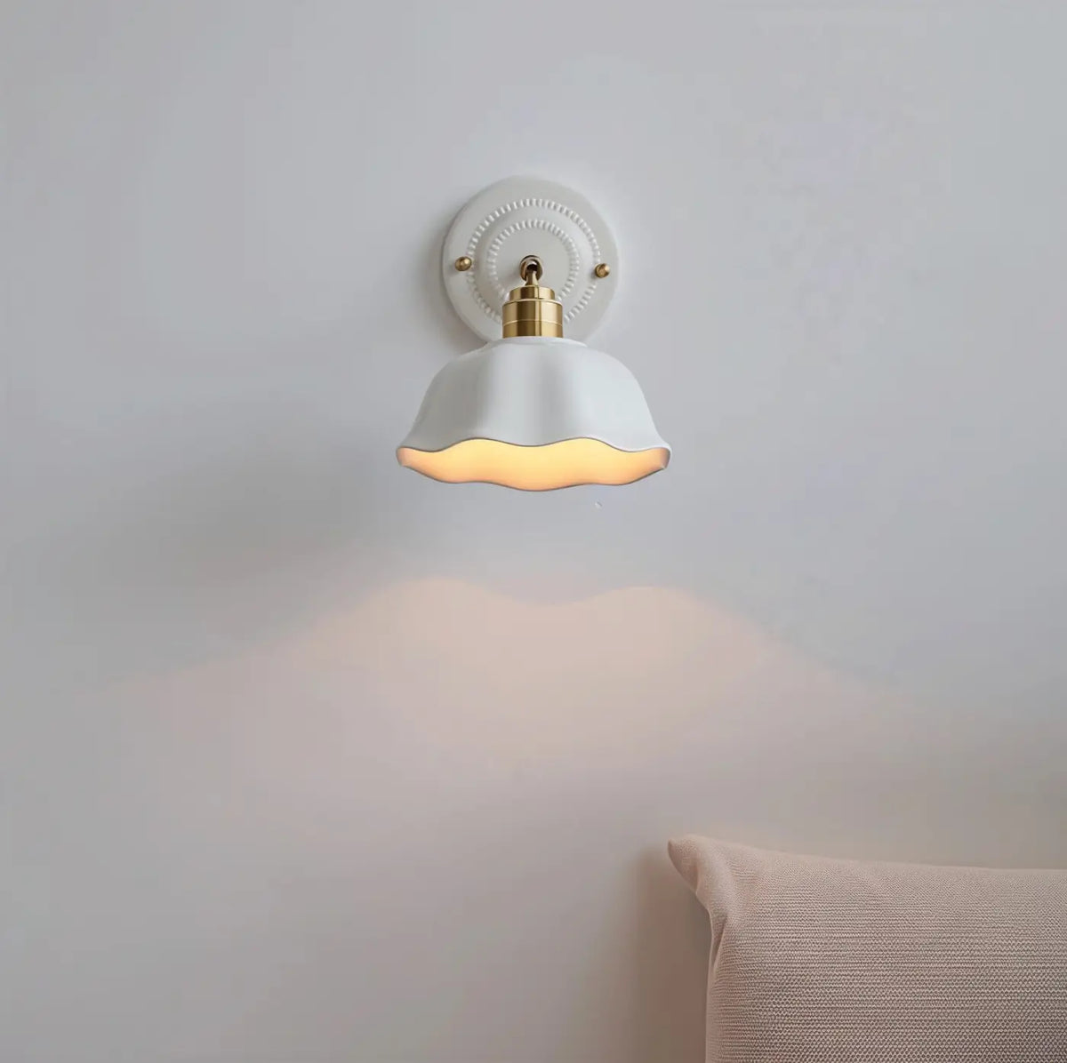 Applique Murale en Céramique Blanche – Rodis
