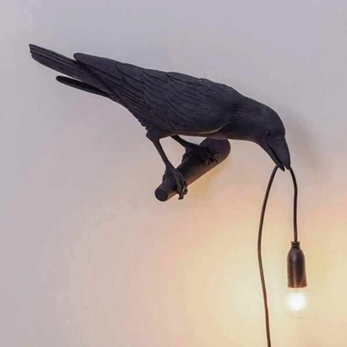 Applique Murale Oiseau Tenant une Ampoule – Osan