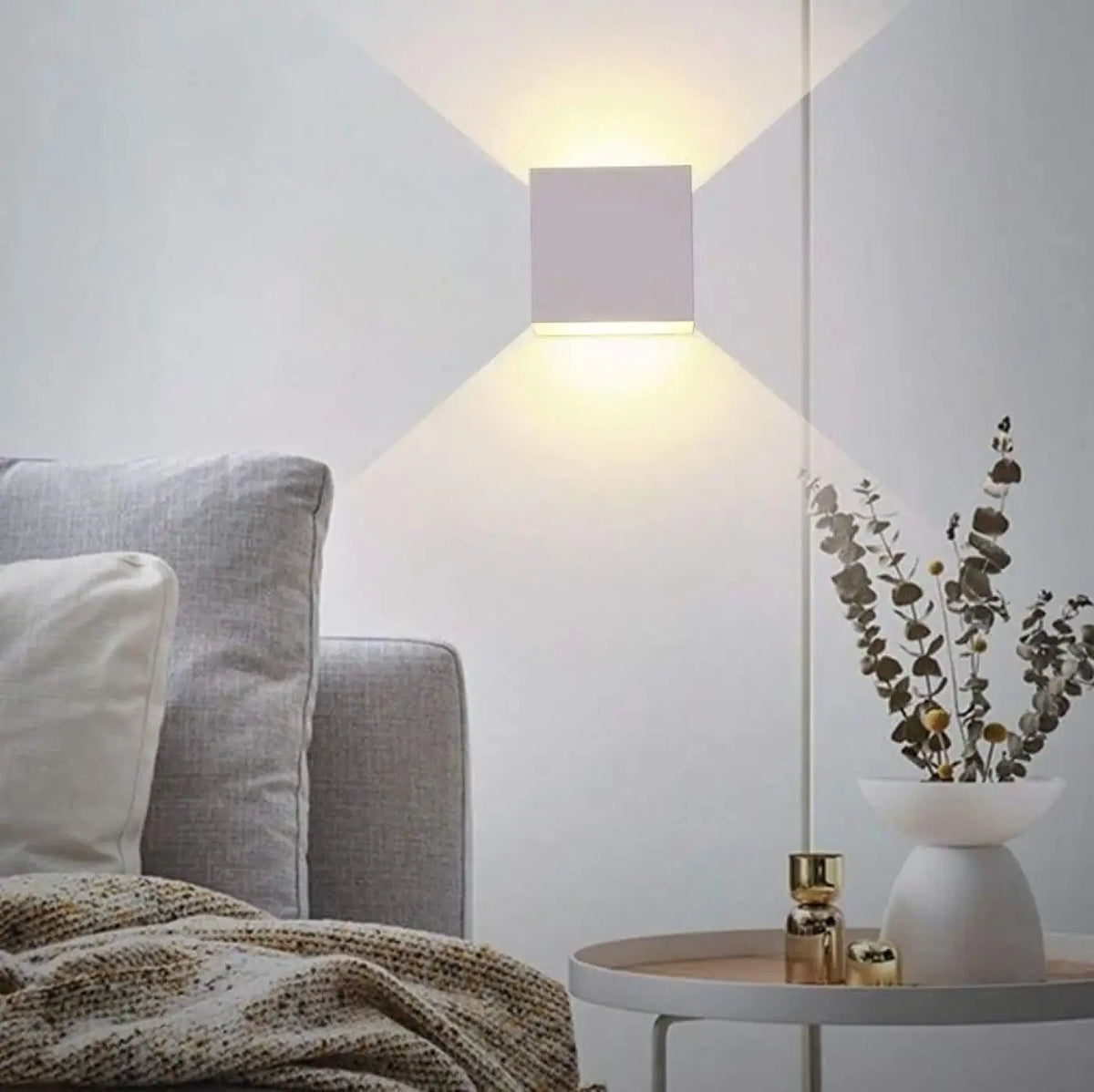 Applique Murale Cubique Géométrique – Bérine