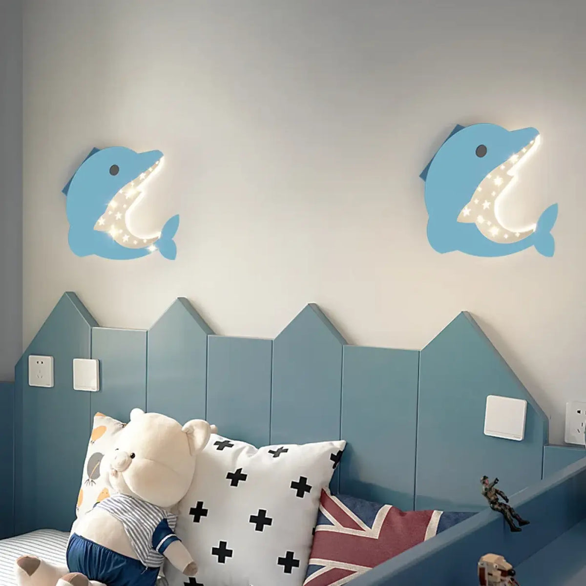Applique Murale Enfant Dauphin en Bois – Sonel