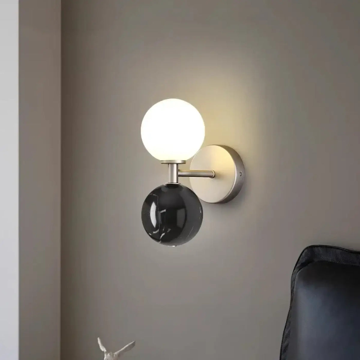 Applique Murale Boule Verre et Marbre – Tevel