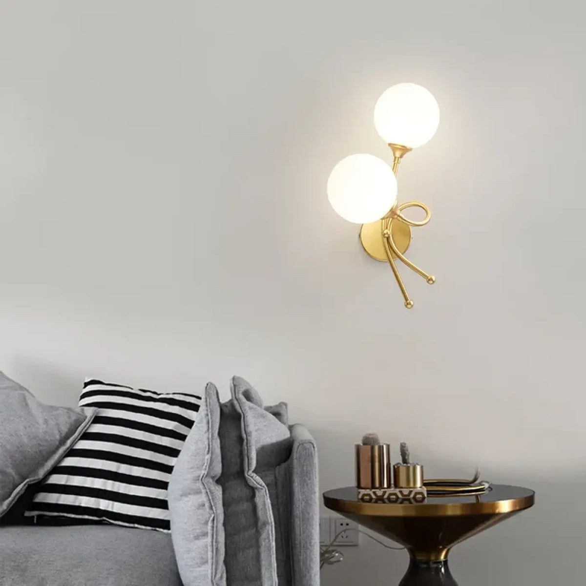 Applique Murale Double Globe Opalin – Zivette